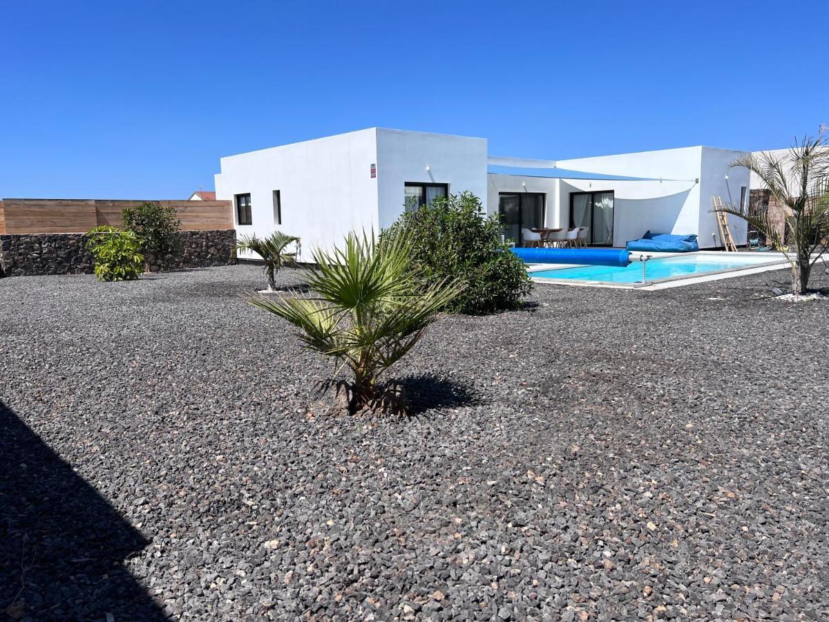 Superbe Villa Valentina, piscine chauffée, wifi Lajares Exterior foto