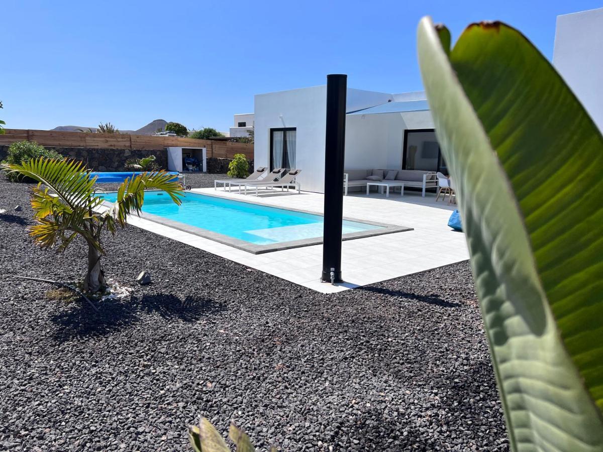 Superbe Villa Valentina, piscine chauffée, wifi Lajares Exterior foto