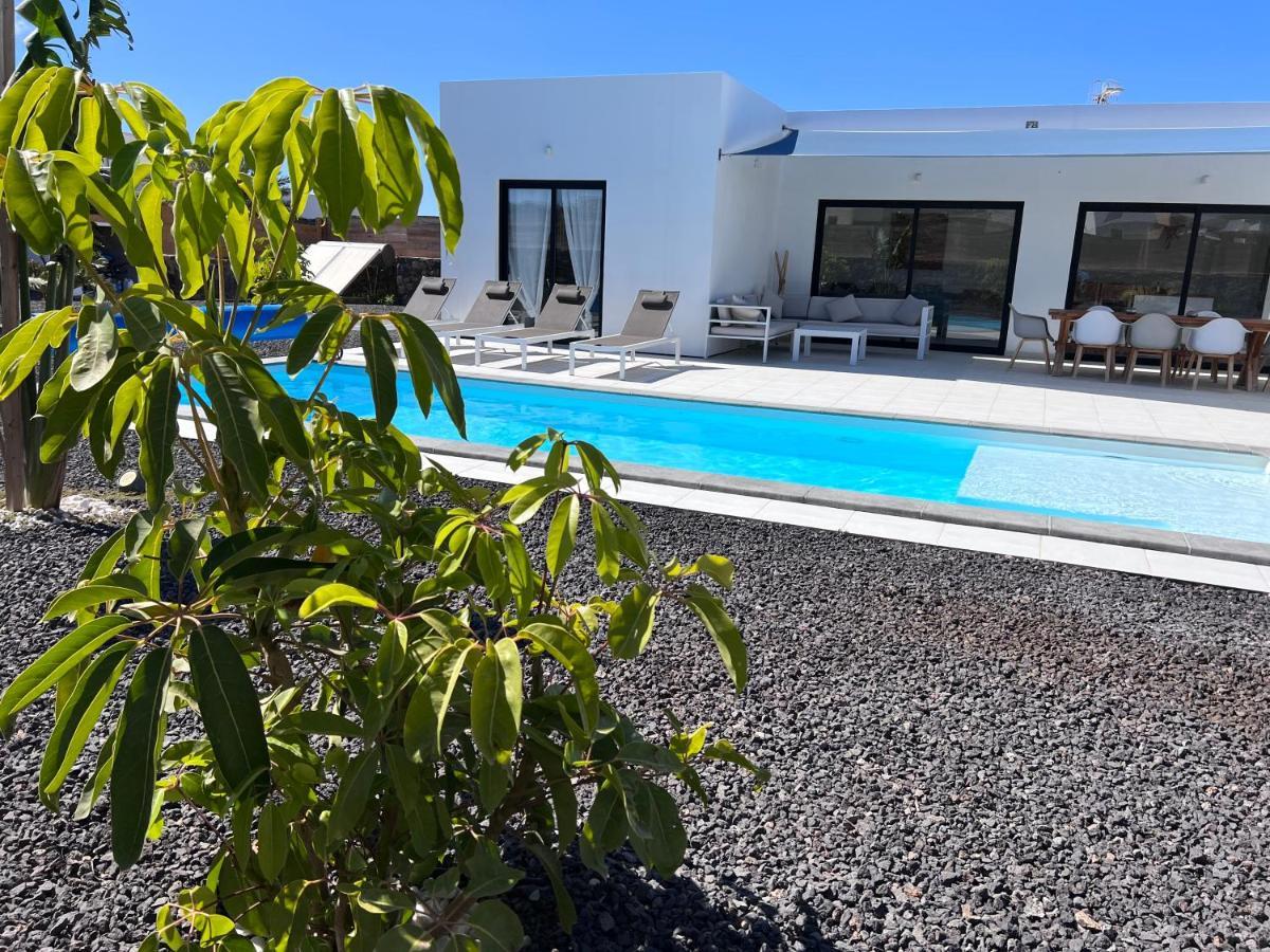 Superbe Villa Valentina, piscine chauffée, wifi Lajares Exterior foto